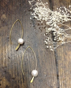 boucle laiton perle.jpg
